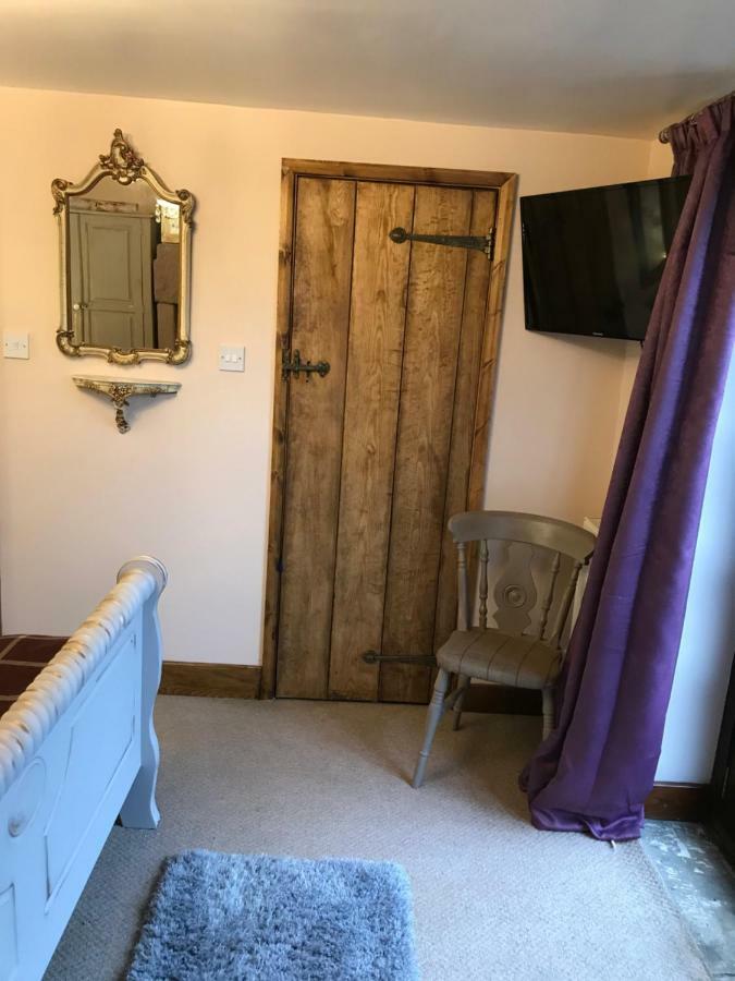 Hen Cloud Cottage Upper Hulme Екстериор снимка